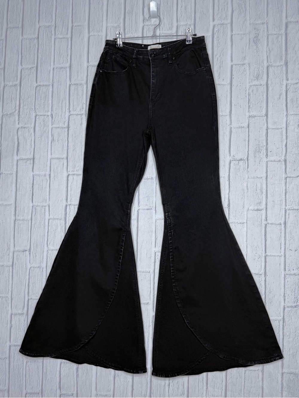 🖤 SHYANNE Black Extreme Flare Bell Bottom Jeans Western Boho 31W